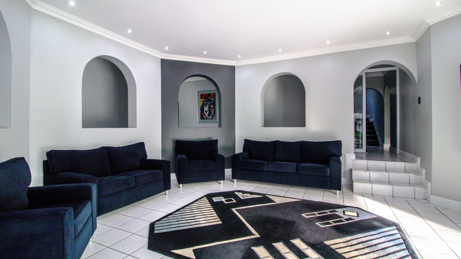 4 Bedroom Property for Sale in Nahoon Valley Park Eastern Cape